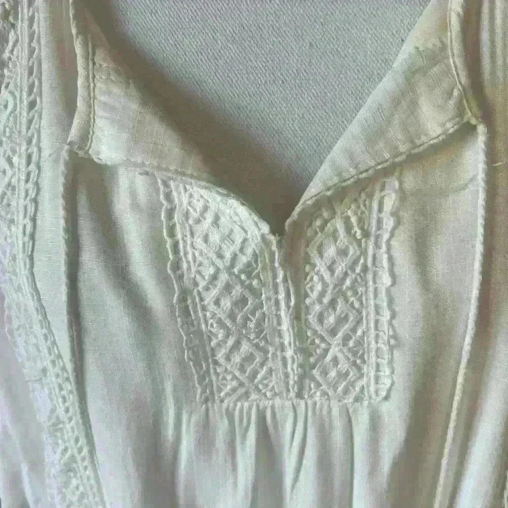 Entro ladies sundress cold shoulder small OS flowy white Lacey. Fully lined. - Picture 6 of 10
